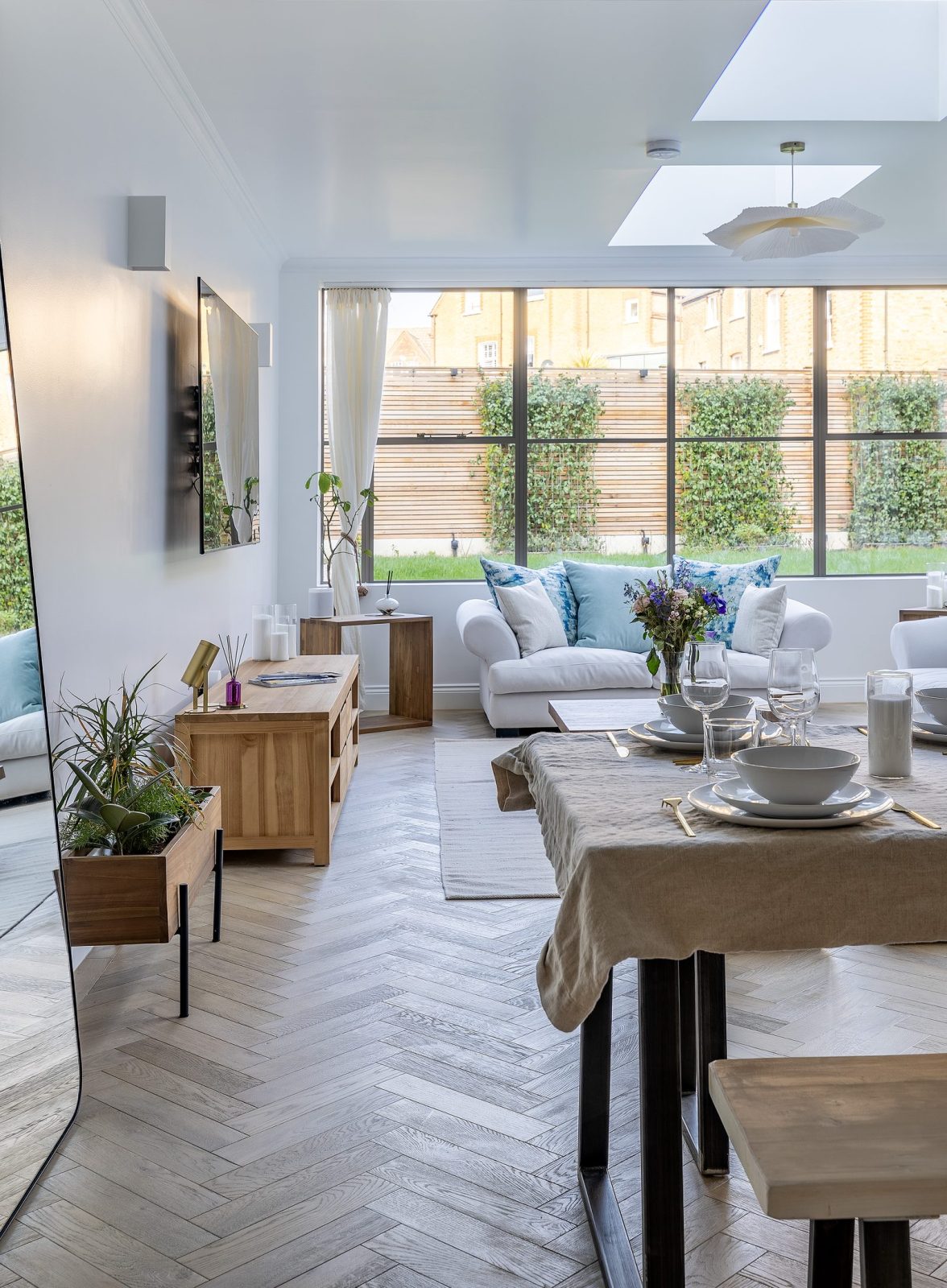 nightingale-mansions-rear-extension-living-room-sw12-hero