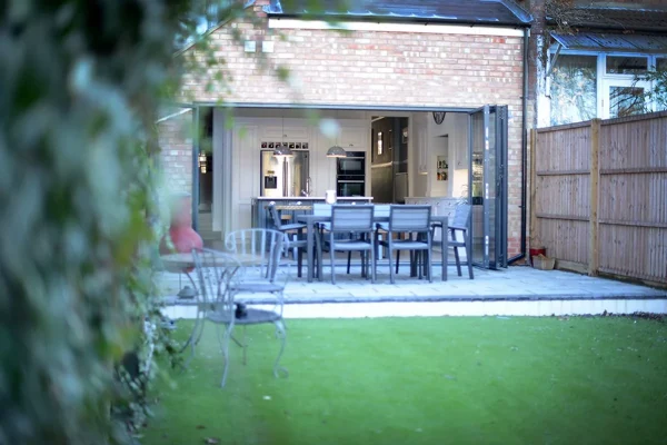 Side Return Extension in Barnet, N10, by Build Team (photo 14)