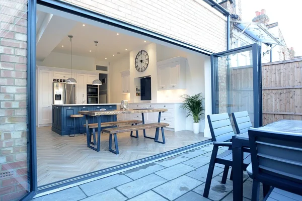 Side Return Extension in Barnet, N10, by Build Team (photo 16)