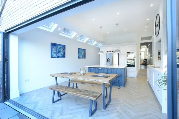 Side Return Extension in Barnet, N10, by Build Team (photo 8)