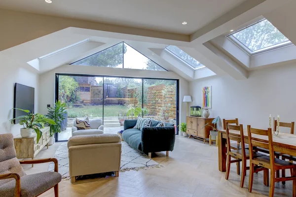 Side Return Extension in Brent NW10, Wrentham Avenue, by Build Team (photo 20)