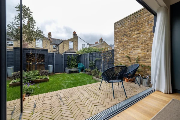 Side Return Extension in Ealing W139EB, W13, by Build Team (photo 16)