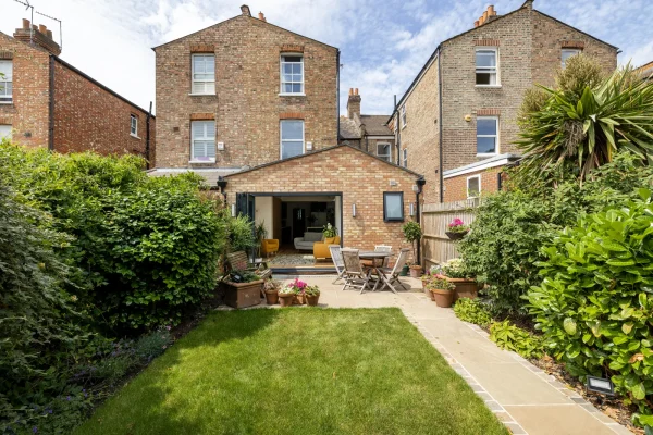 Side Return Extension in Ealing W36SZ, W3, by Build Team (photo 13)