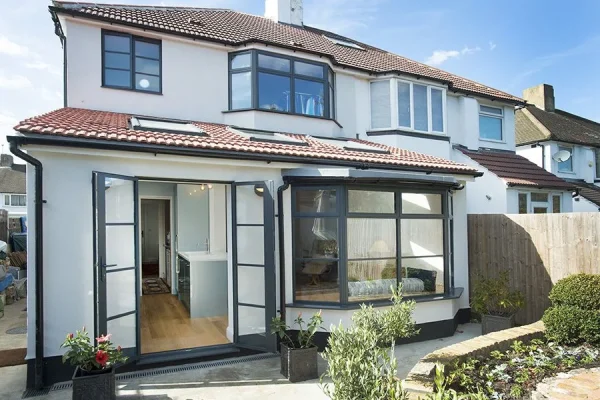 Side Return Extension in Greenwich, SE3, by Build Team (photo 19)