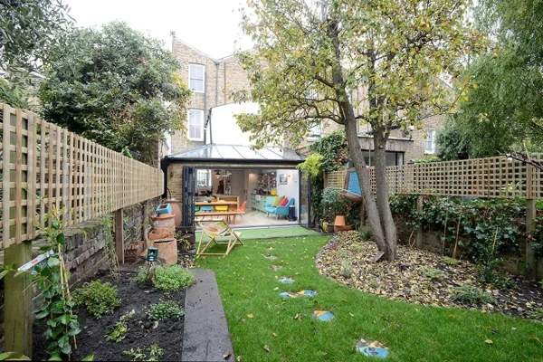 Side Return Extension in Hackney, N16, by Build Team (photo 16)