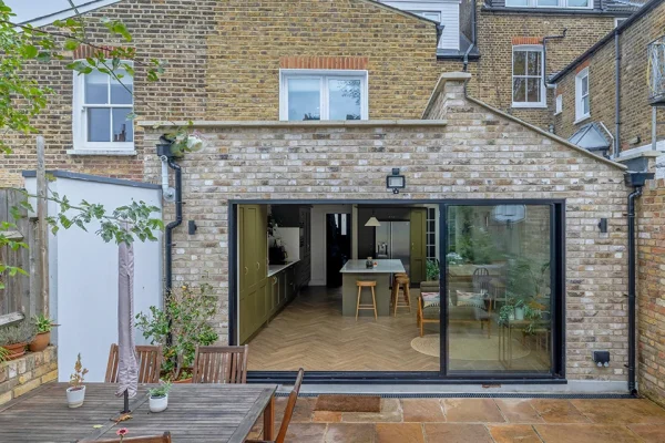 Side Return Extension in Haringey N8, Mayfield Road, by Build Team (photo 11)