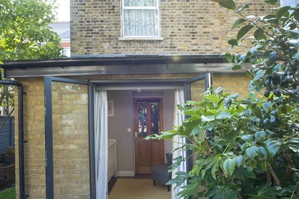 Side Return Extension in Haringey, N15, by Build Team (photo 3)