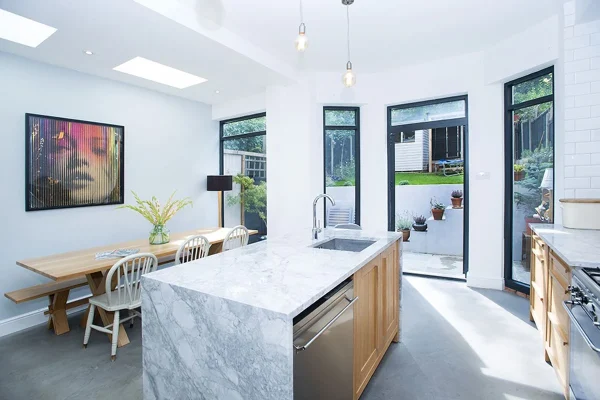 Side Return Extension in Haringey, N22, by Build Team (photo 10)