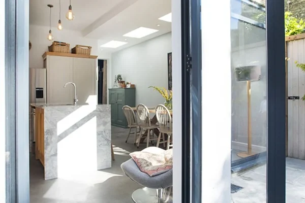 Side Return Extension in Haringey, N22, by Build Team (photo 14)