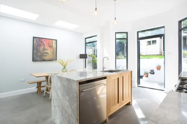 Side Return Extension in Haringey, N22, by Build Team (photo 4)