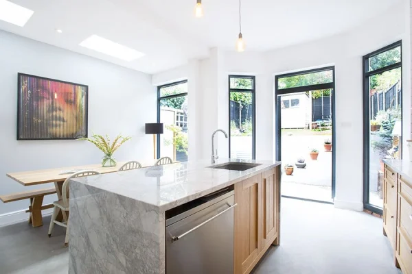 Side Return Extension in Haringey, N22, by Build Team (photo 6)