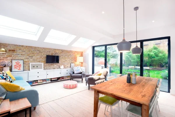 Side Return Extension in Haringey, N4, by Build Team (photo 10)