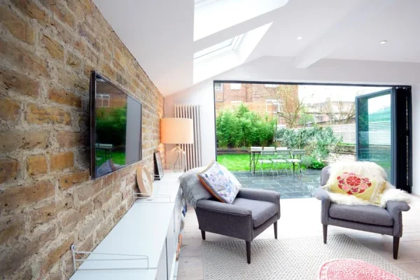 Side Return Extension in Haringey, N4, by Build Team (photo 11)