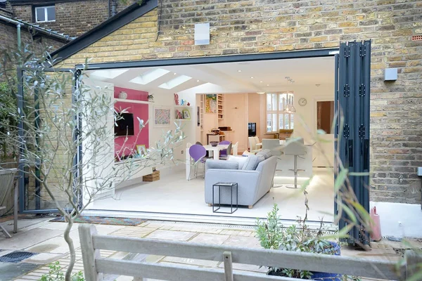 Side Return Extension in Haringey, N8, by Build Team (photo 21)