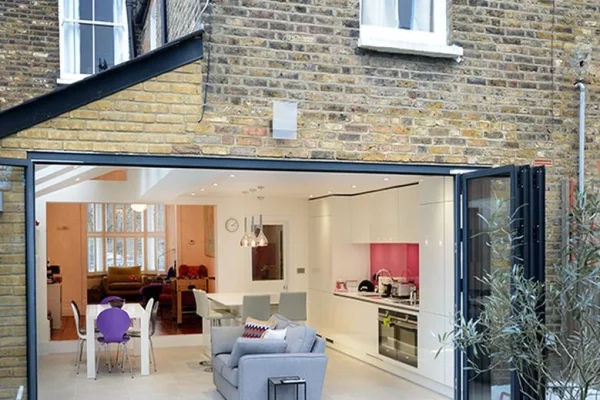 Side Return Extension in Haringey, N8, by Build Team (photo 22)