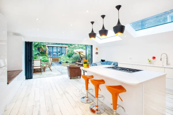 Side Return Extension in Haringey, N8, by Build Team (photo 3)