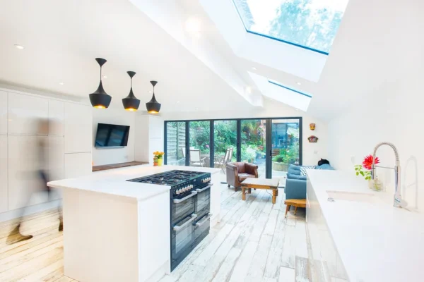 Side Return Extension in Haringey, N8, by Build Team (photo 7)