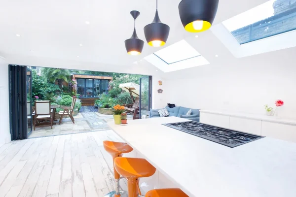 Side Return Extension in Haringey, N8, by Build Team (photo 9)