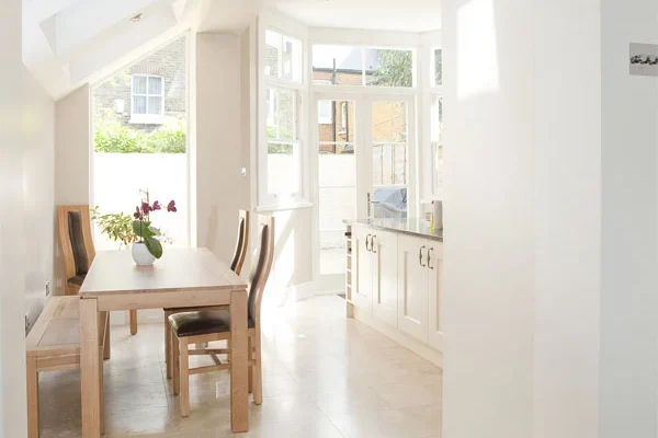 Side Return Extension in Hounslow, W4, by Build Team (photo 6)