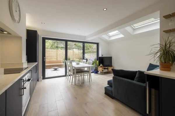 Side Return Extension in Lambeth SW47LP, SW4, by Build Team (photo 11)