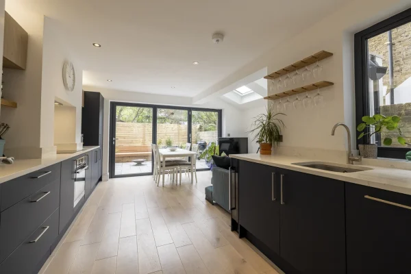 Side Return Extension in Lambeth SW47LP, SW4, by Build Team (photo 4)