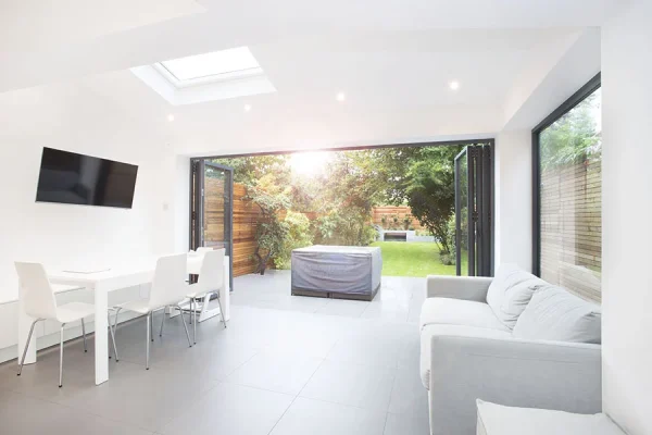 Side Return Extension in Lewisham, SE12, by Build Team (photo 6)