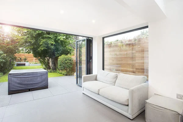 Side Return Extension in Lewisham, SE12, by Build Team (photo 7)