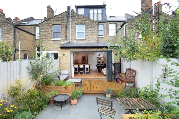 Side Return Extension in Lewisham, SE13, by Build Team (photo 12)