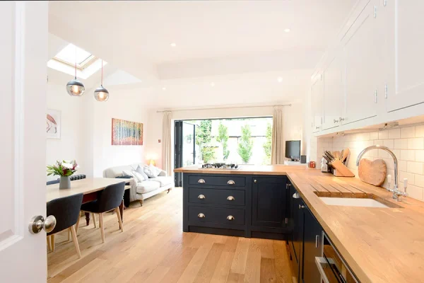 Side Return Extension in Lewisham, SE13, by Build Team (photo 5)