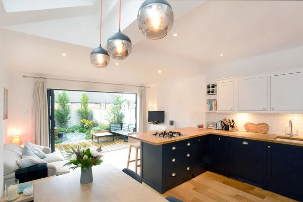 Side Return Extension in Lewisham, SE13, by Build Team (photo 6)