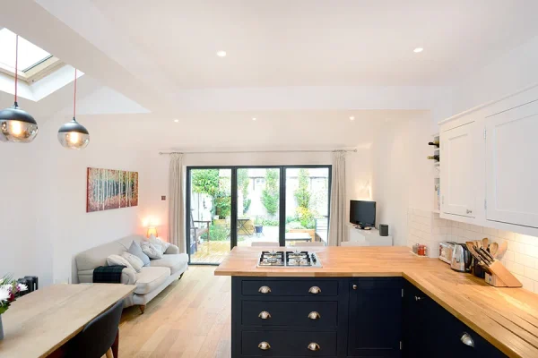 Side Return Extension in Lewisham, SE13, by Build Team (photo 7)