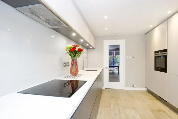 Side Return Extension in Lewisham, SE14, by Build Team (photo 10)