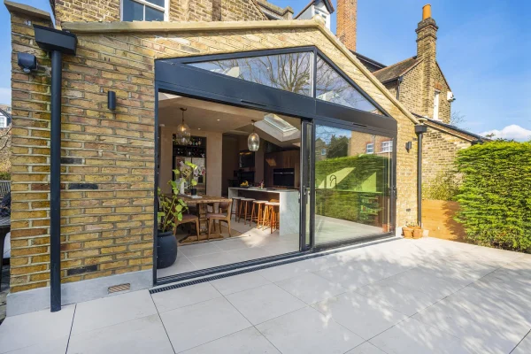 Side Return Extension in Lewisham, SE26, by Build Team (photo 8)