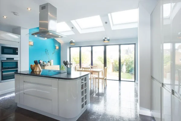Side Return Extension in Lewisham, SE4, by Build Team (photo 2)