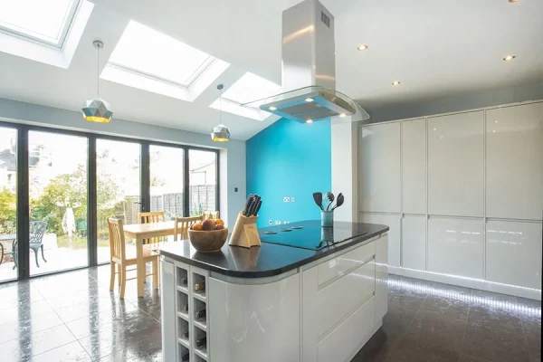 Side Return Extension in Lewisham, SE4, by Build Team (photo 4)