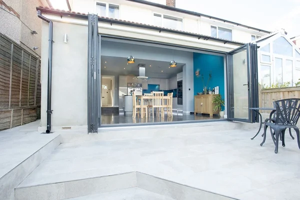 Side Return Extension in Lewisham, SE4, by Build Team (photo 8)