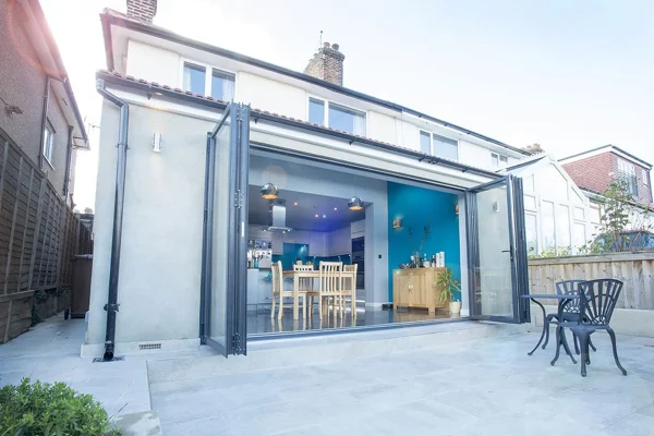 Side Return Extension in Lewisham, SE4, by Build Team (photo 9)