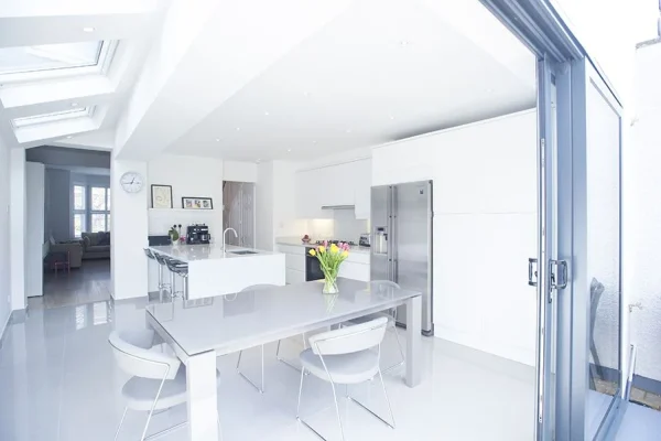 Side Return Extension in Redbridge, E11, by Build Team (photo 13)