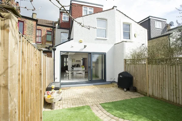 Side Return Extension in Redbridge, E11, by Build Team (photo 14)
