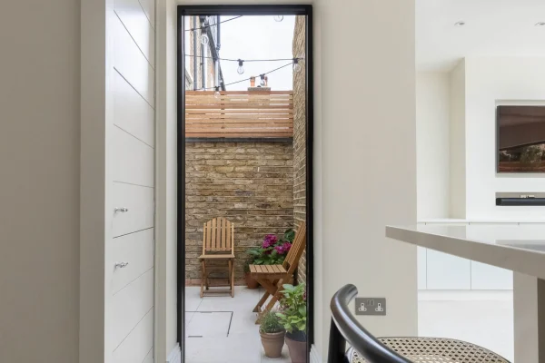 Side Return Extension in Wandsworth SW116NY, SW11, by Build Team (photo 14)
